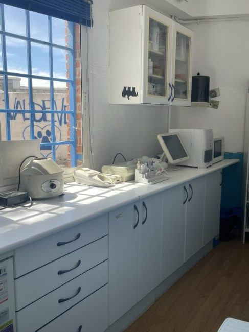 Sección de laboratorio de clínica veterinaria Valdemorillo Valdevet